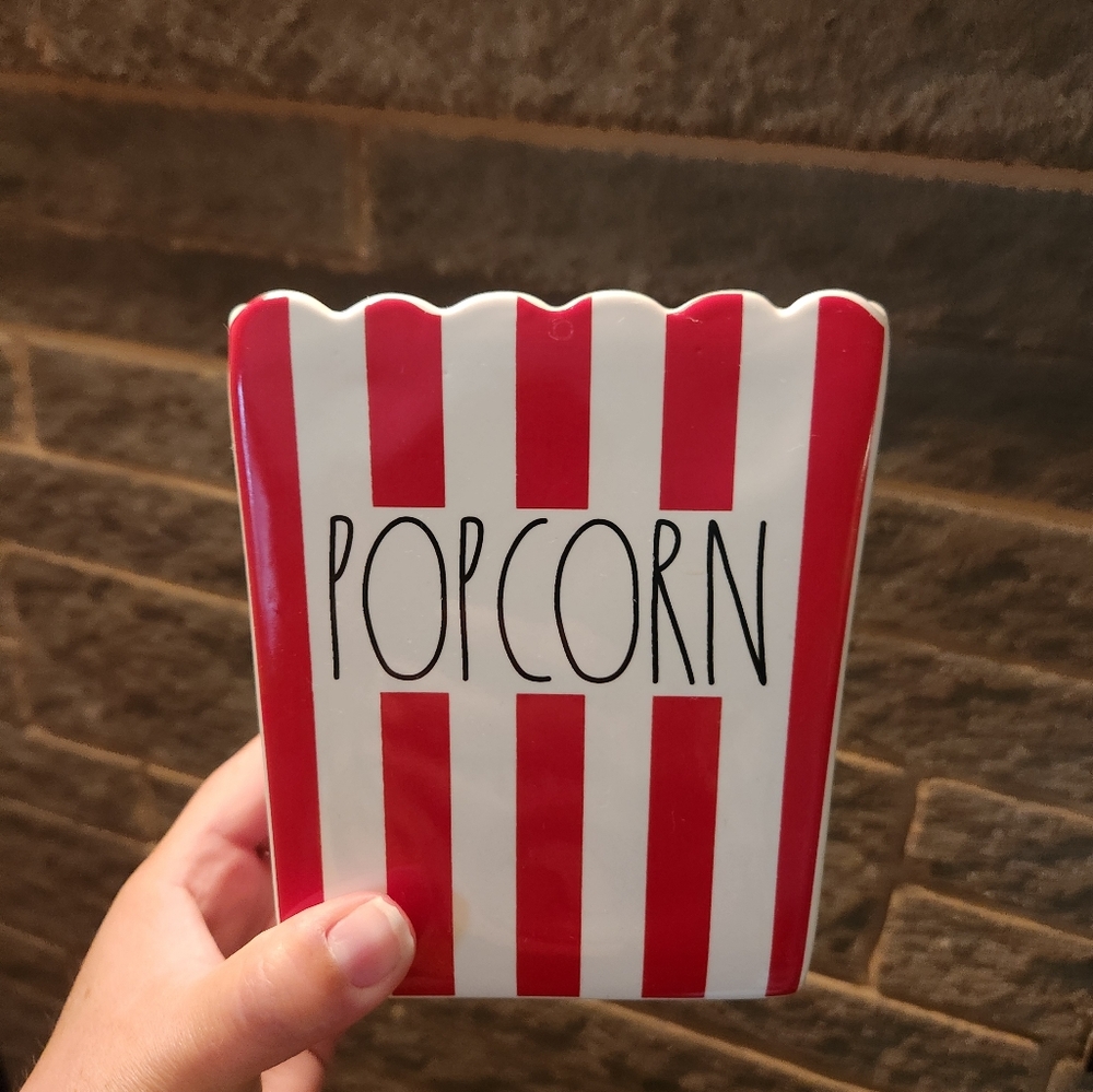 Rae Dunn popcorn bucket red white scalloped top nwot
